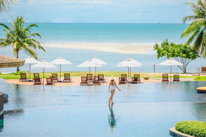 Choose a luxury resort for your 4-week trip
